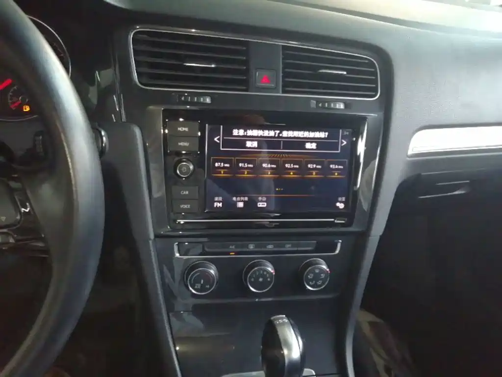 Volkswagen Golf — миниатюра 13