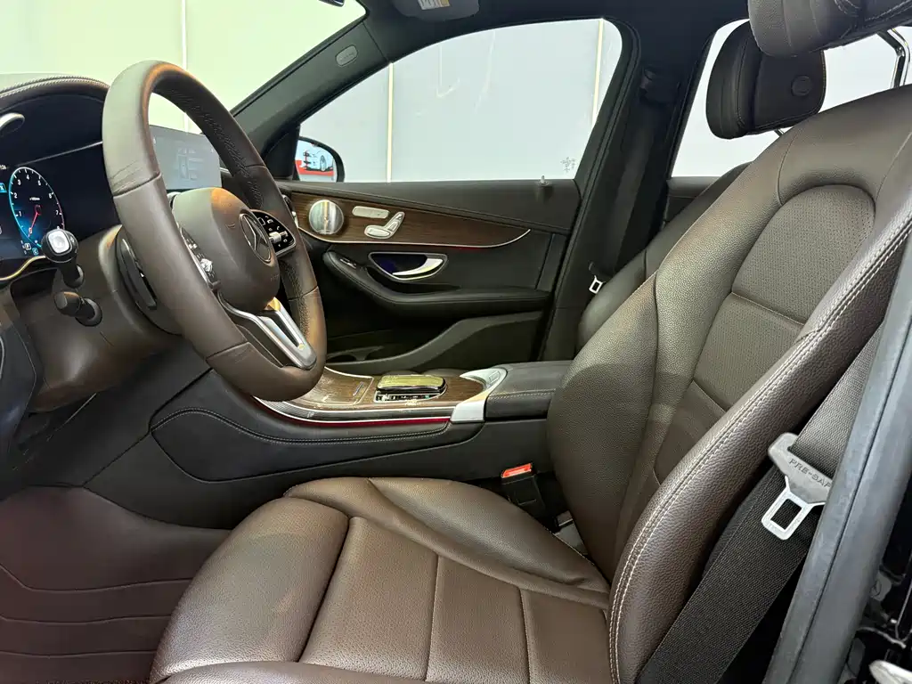 Mercedes-Benz GLC — миниатюра 4