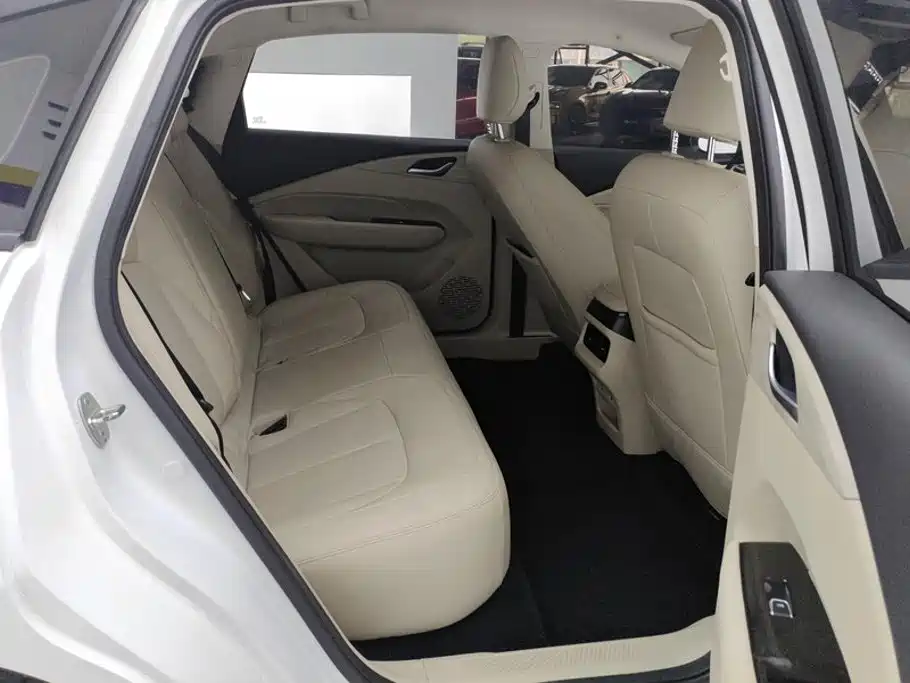 Wuling Xingguang — миниатюра 11