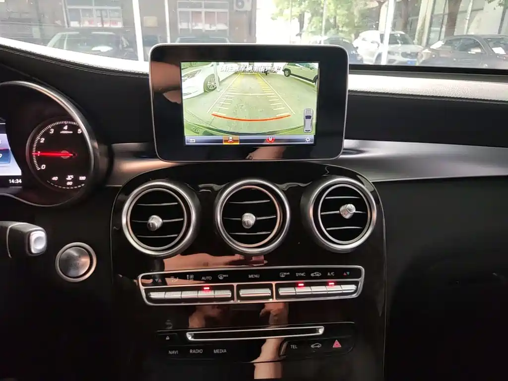 Mercedes-Benz GLC — миниатюра 13