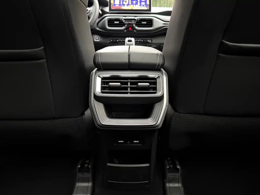 Geely Haoyue — миниатюра 16