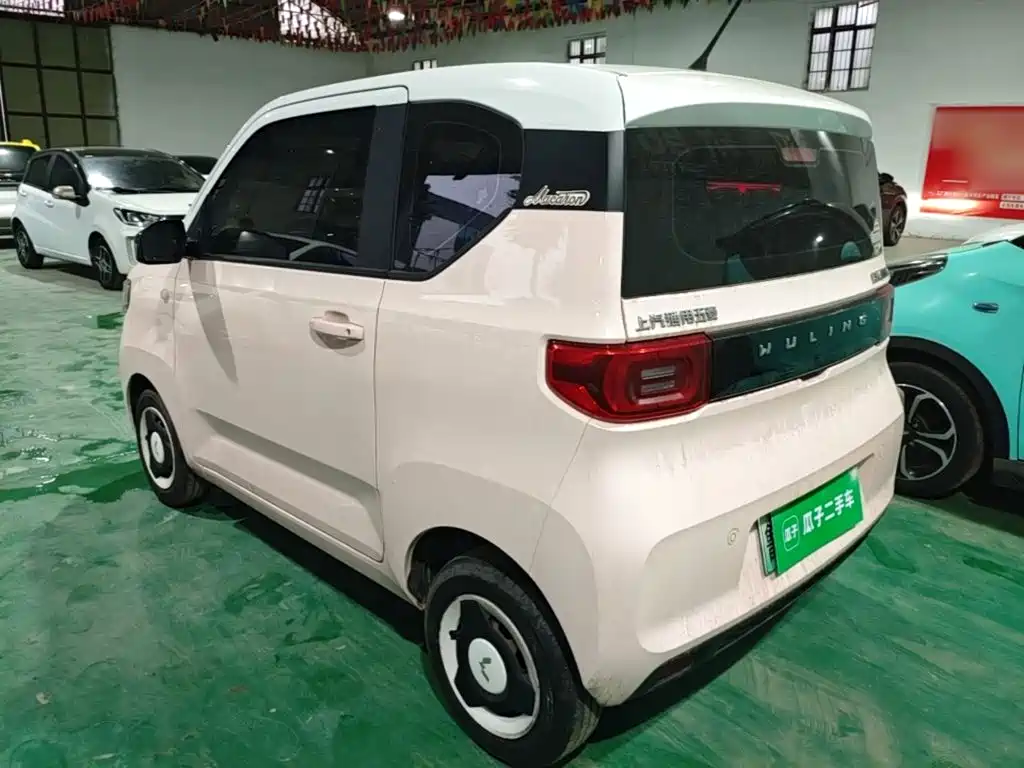 Wuling MINIEV — миниатюра 5