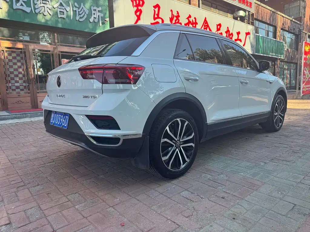 Volkswagen T-Roc — миниатюра 13