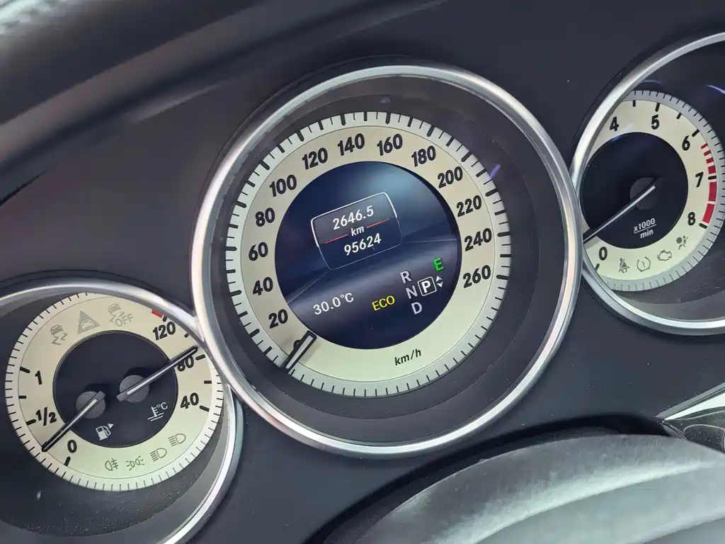 Mercedes-Benz CLS — миниатюра 5