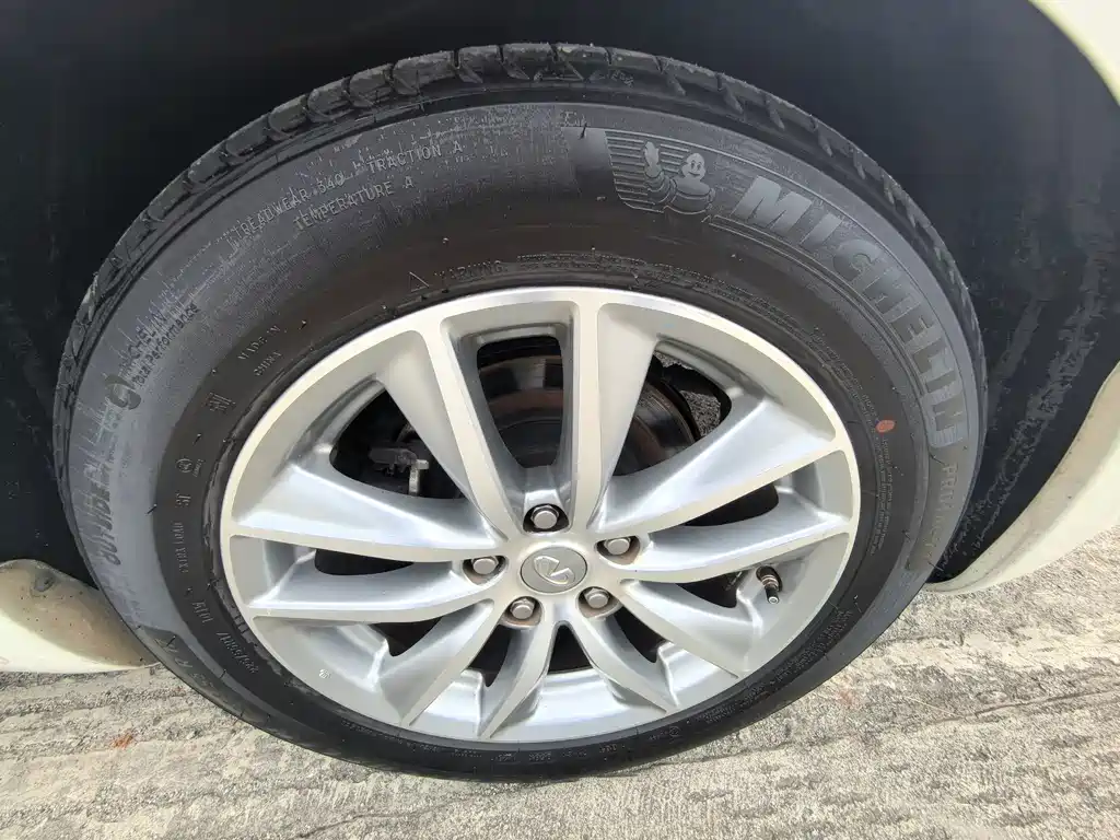 Infiniti G — миниатюра 9