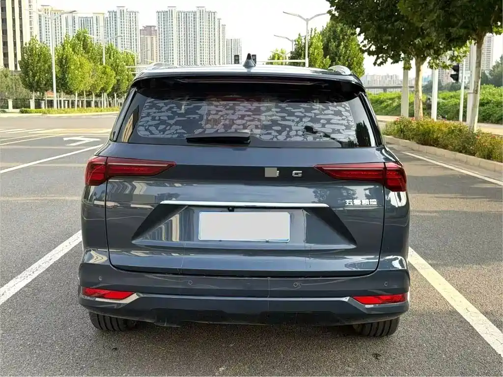 Wuling Victory — миниатюра 8
