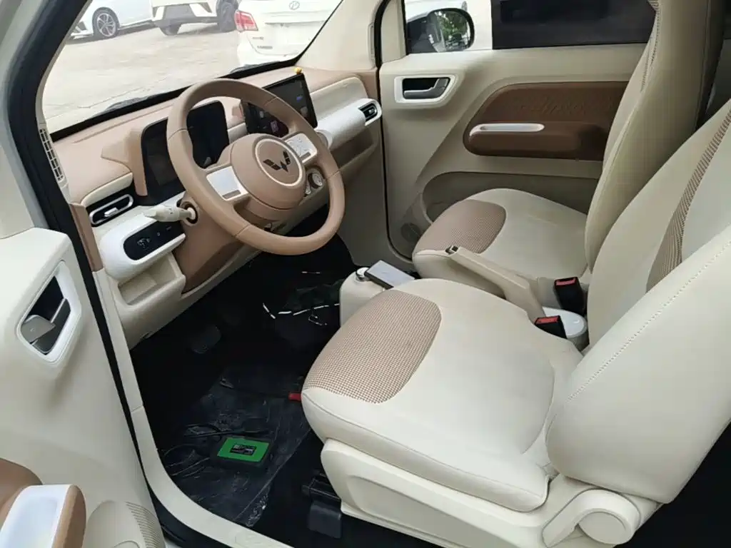 Wuling MINIEV — миниатюра 15