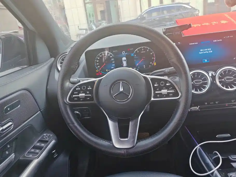 Mercedes-Benz GLA — миниатюра 15