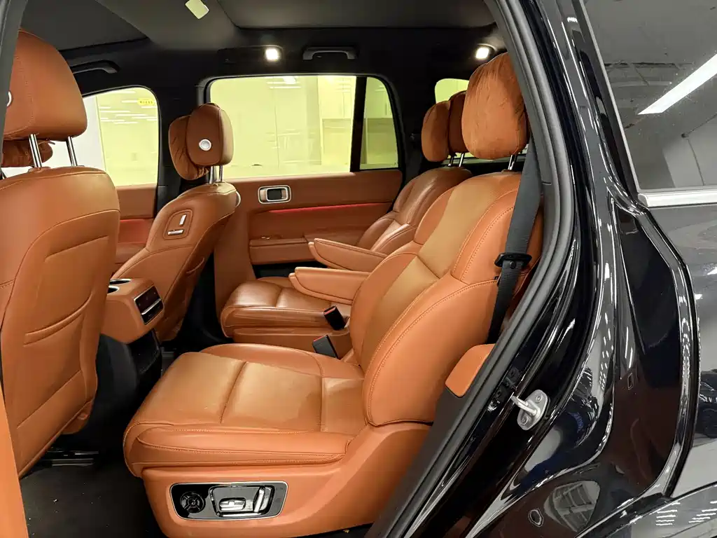 Li Auto Li L8 — миниатюра 14