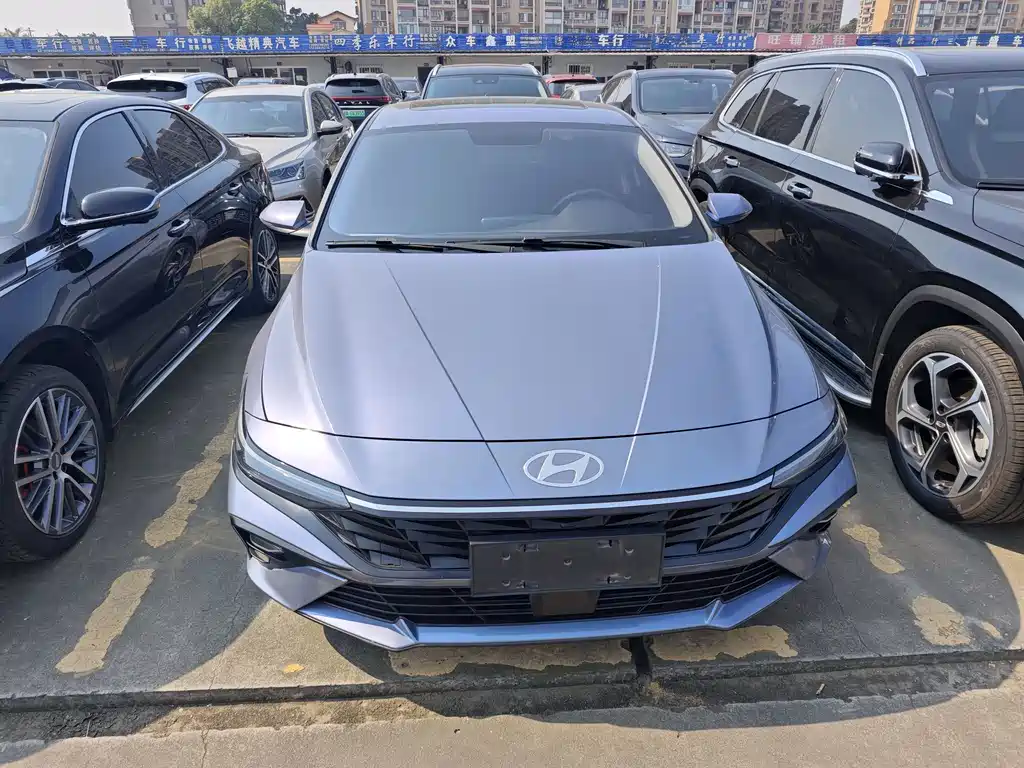 Hyundai Elantra — миниатюра 2