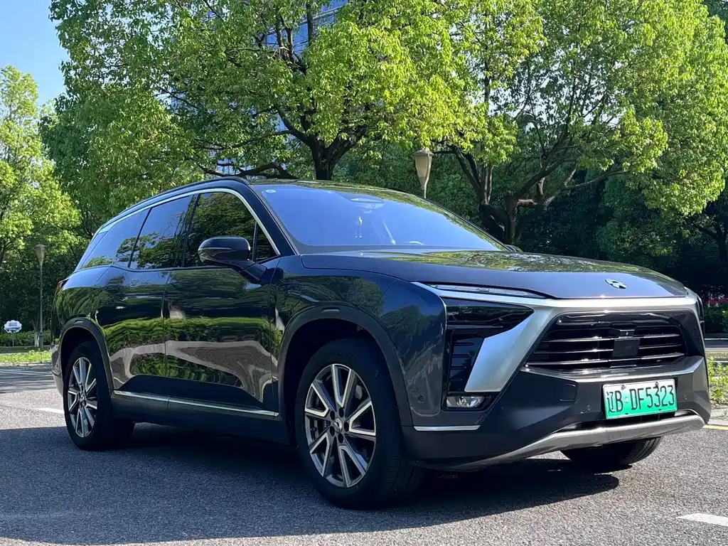 NIO ES8 2020 450KM мест