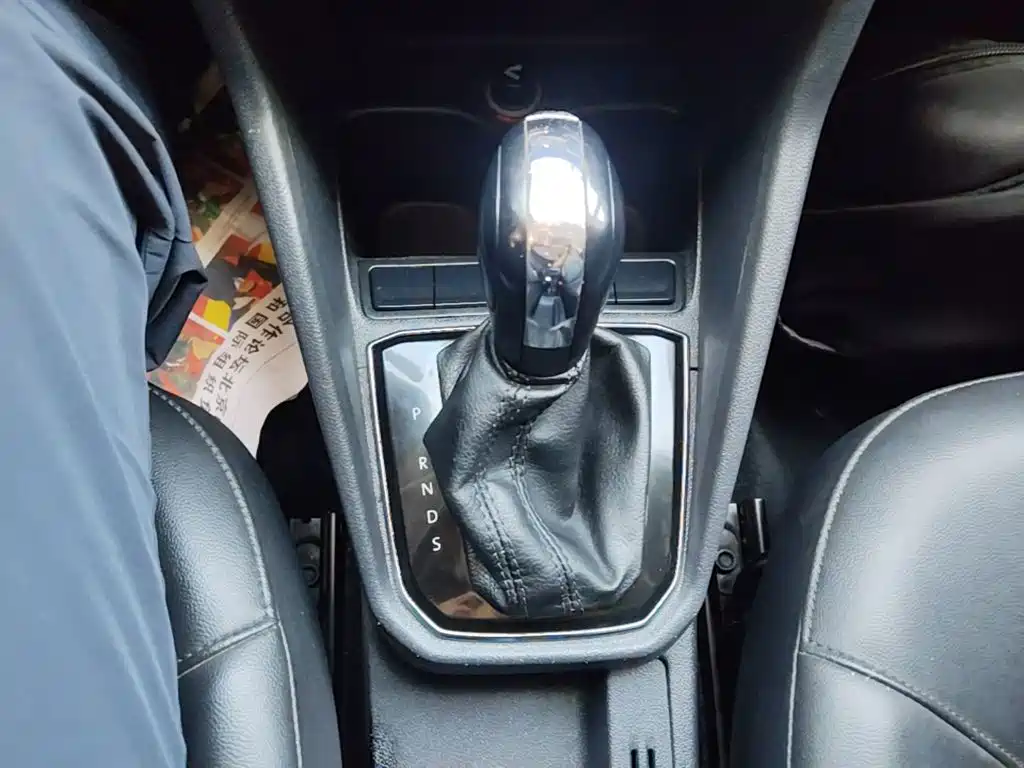 Volkswagen Jetta — миниатюра 14