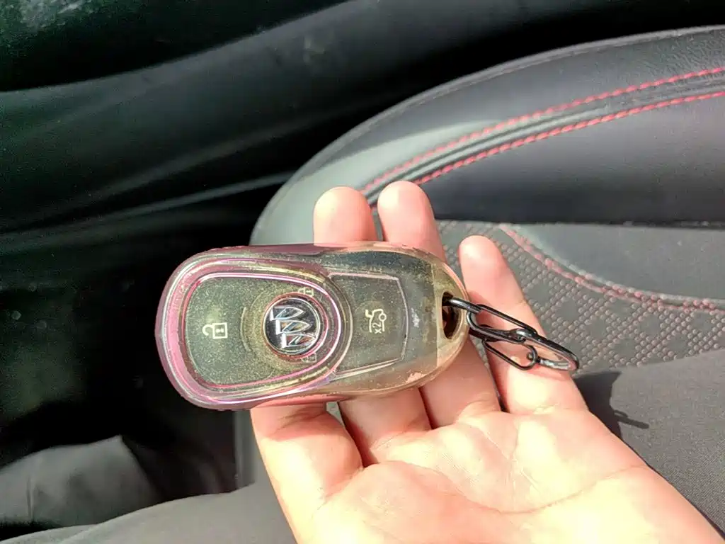 Buick Verano — миниатюра 9