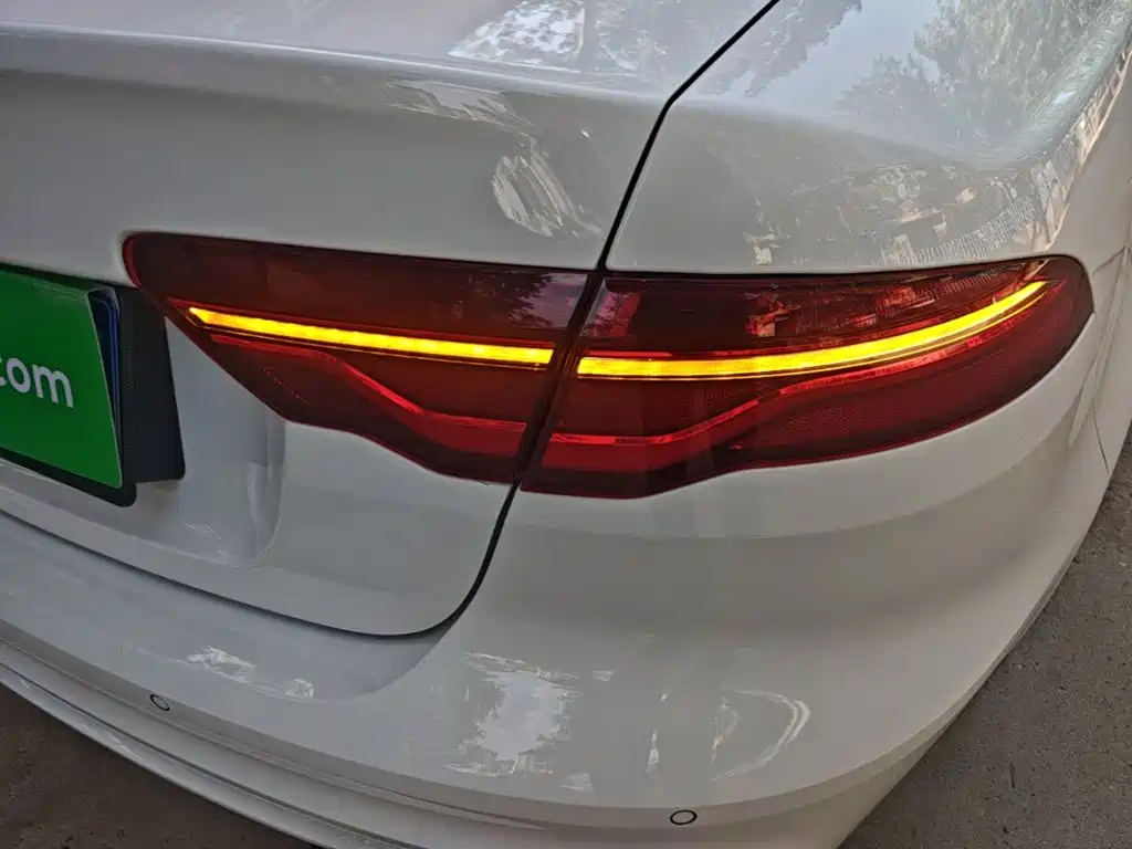Jaguar XEL — миниатюра 24