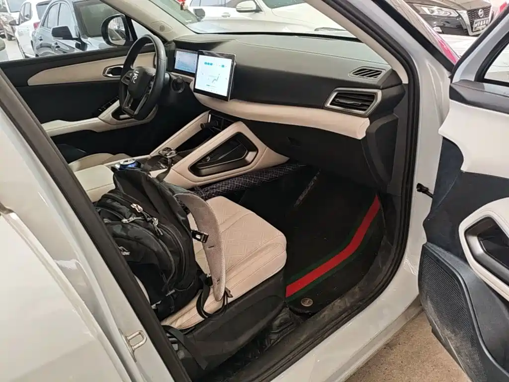 BYD Yuan UP — миниатюра 25