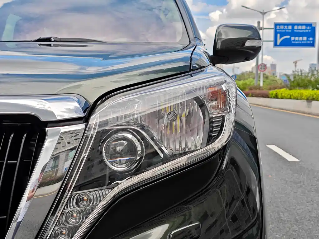 Toyota Prado (Import) — миниатюра 4