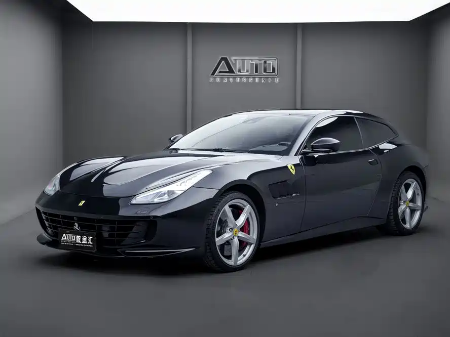 Ferrari GTC4Lusso 2017 3.9T V8