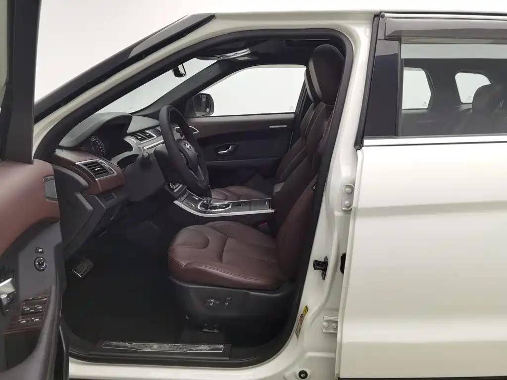 Landwind Landwind X7 — миниатюра 10