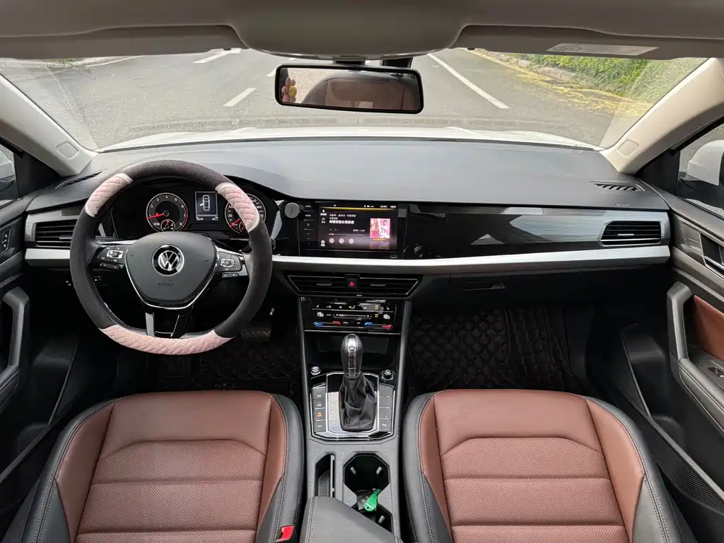Volkswagen Lavida — миниатюра 7