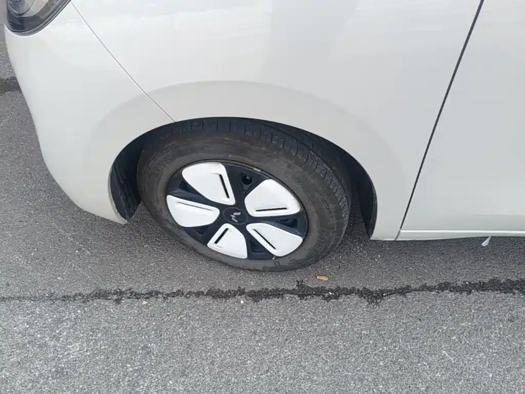 Wuling MINIEV — миниатюра 23