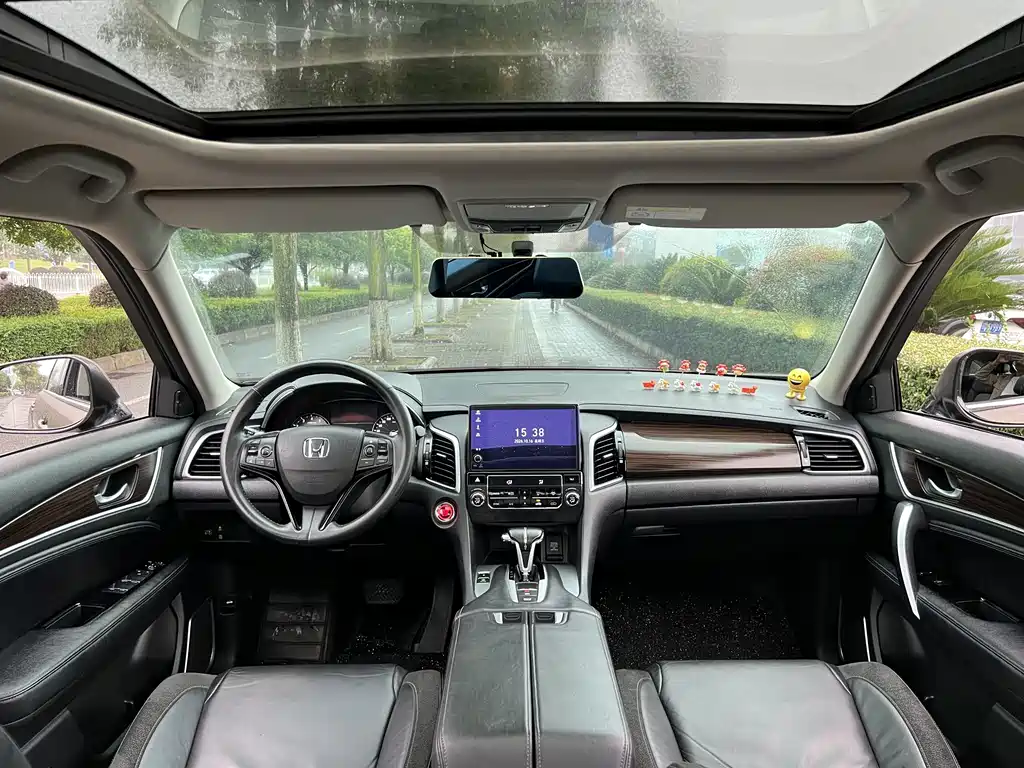 Honda Avancier — миниатюра 3