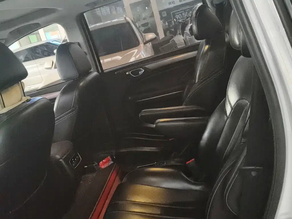 GAC Motor Trumpchi M6 — миниатюра 8