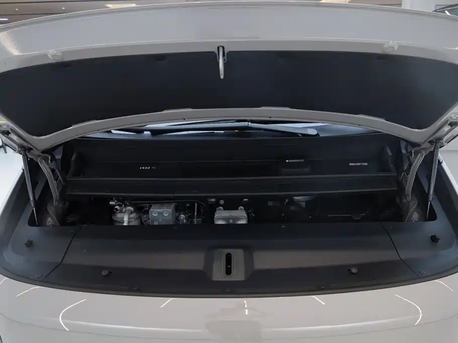 Li Auto Li MEGA — миниатюра 23