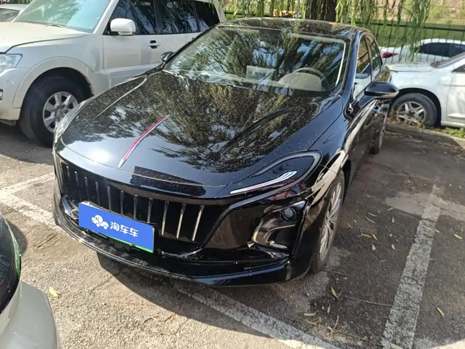 Hongqi Hongqi E-QM5