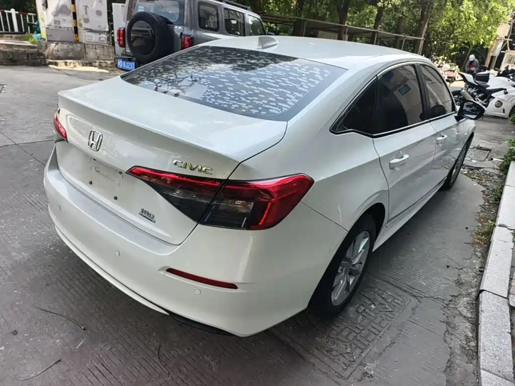 Honda Civic — миниатюра 7