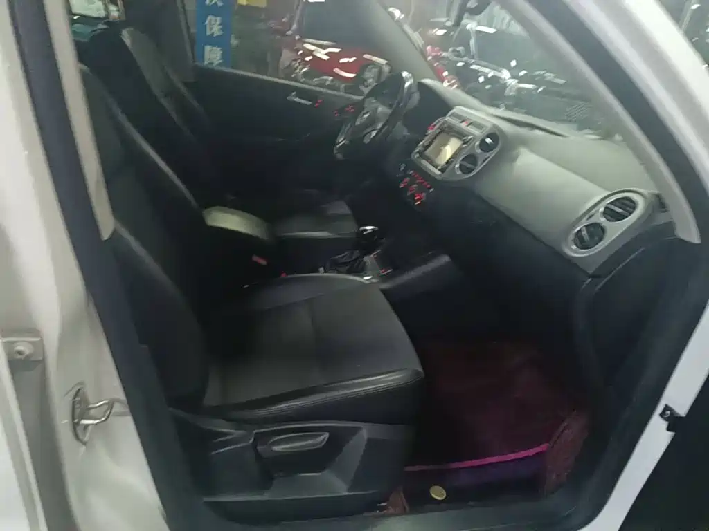 Volkswagen Tiguan — миниатюра 25