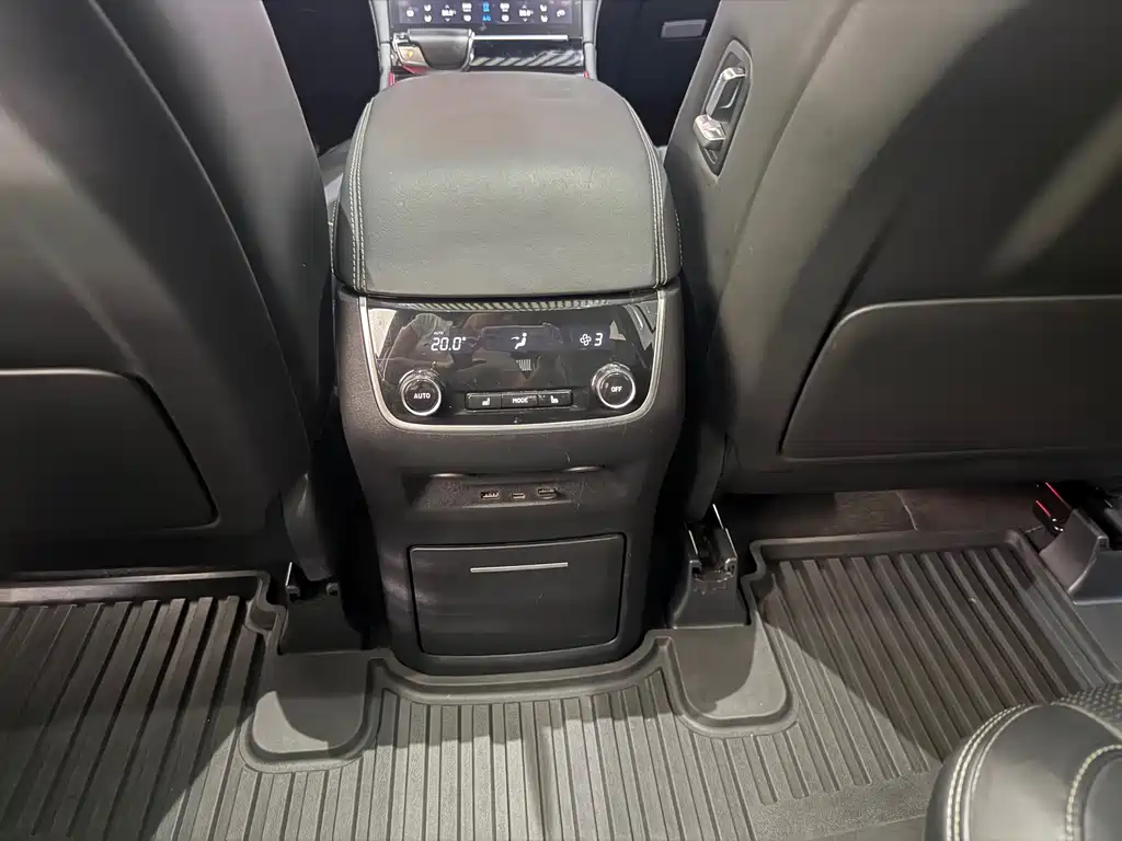 Li Auto Li ONE — миниатюра 21