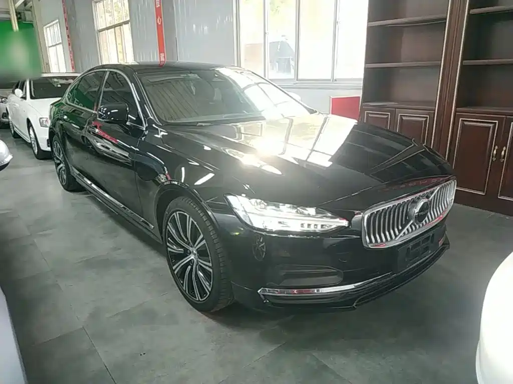Volvo S90 — миниатюра 4