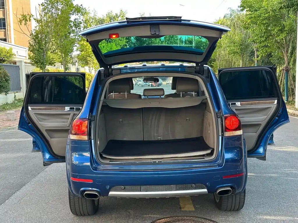Volkswagen Touareg — миниатюра 10
