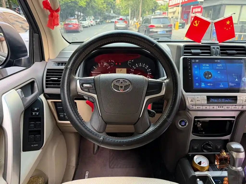Toyota Prado (Import) — миниатюра 14
