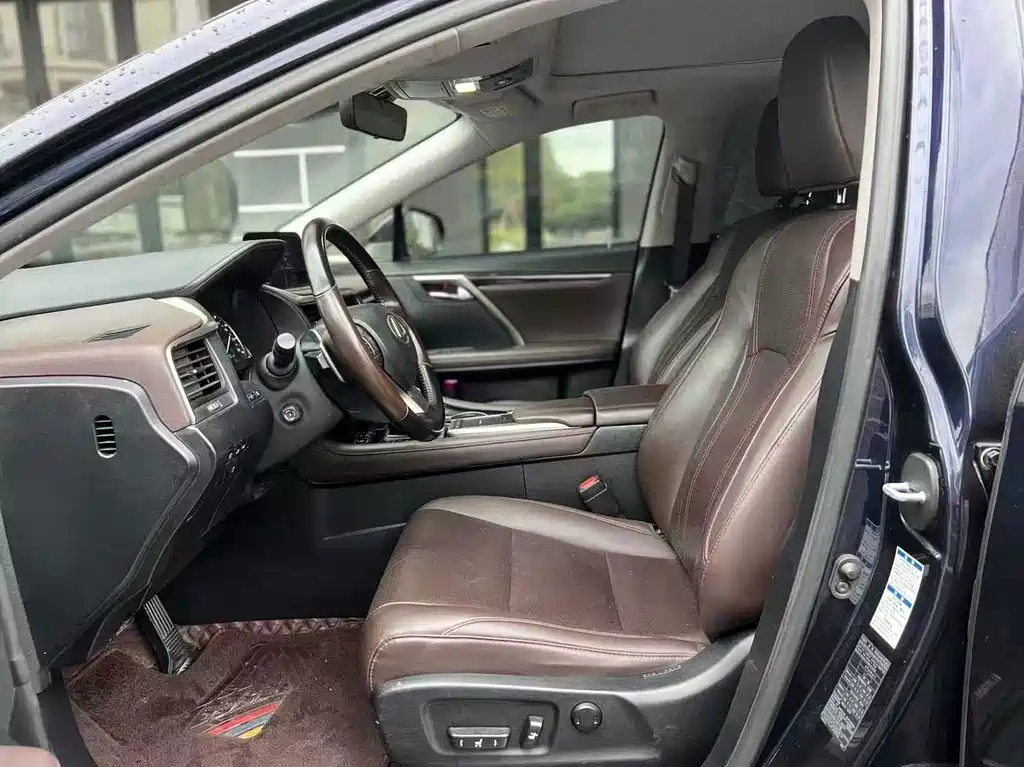 Lexus RX — миниатюра 9