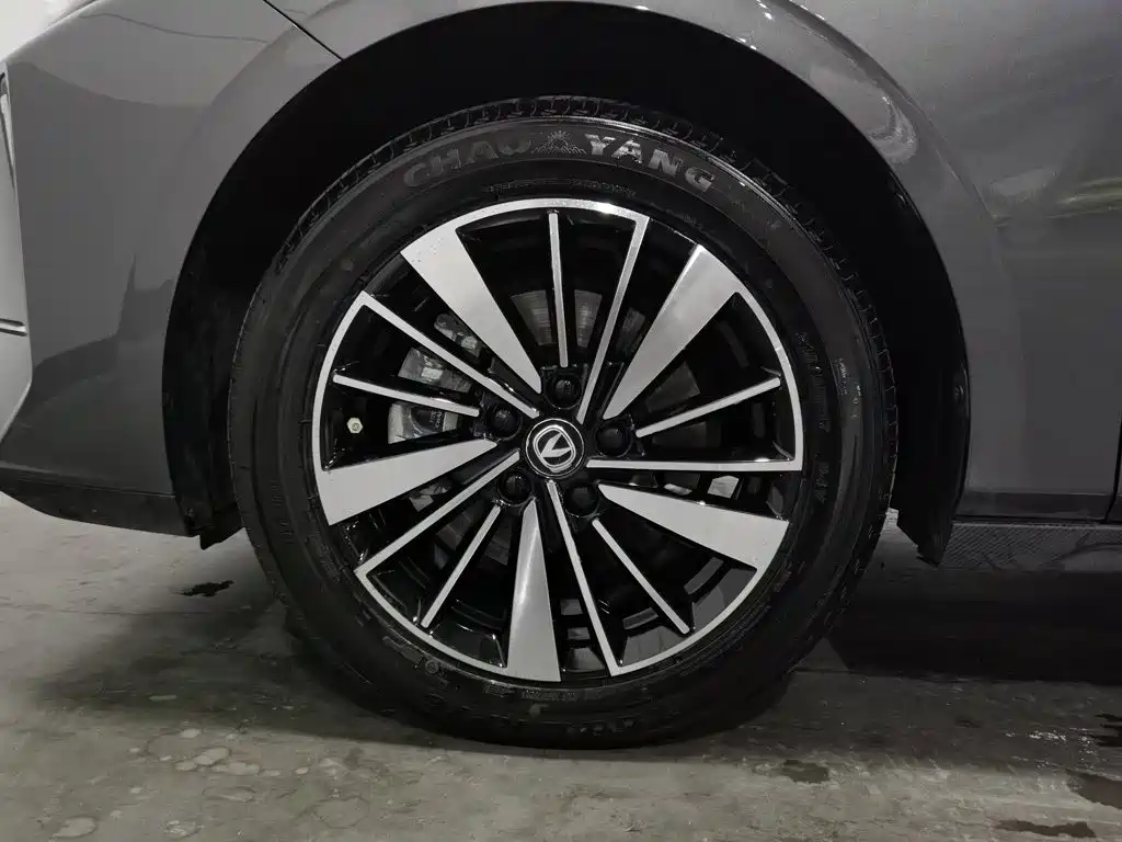 Changan Побег PHEV — миниатюра 17