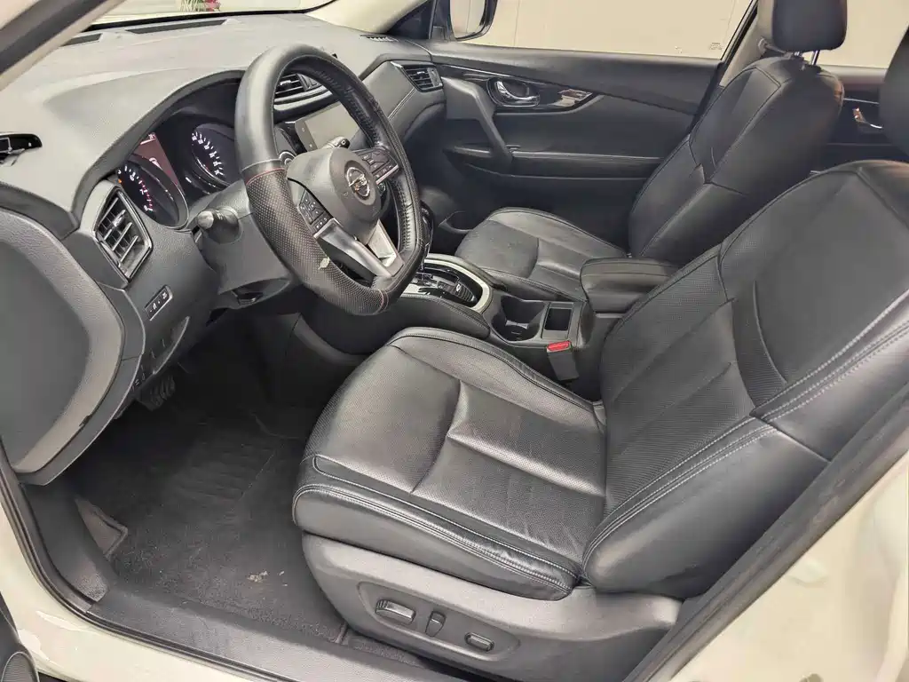 Nissan X-Trail — миниатюра 4