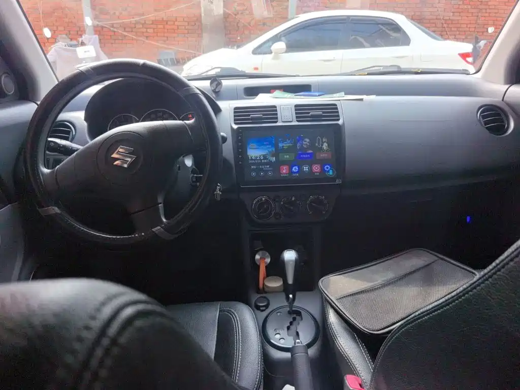Suzuki Swift — миниатюра 5