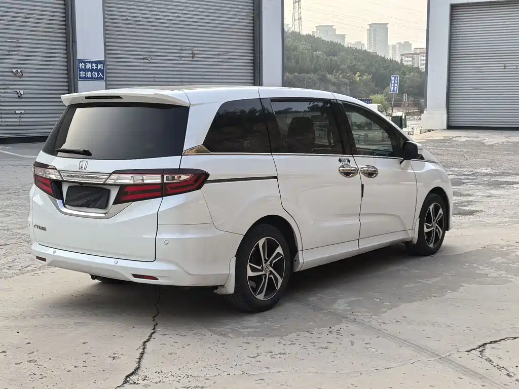 Honda Odyssey — миниатюра 9
