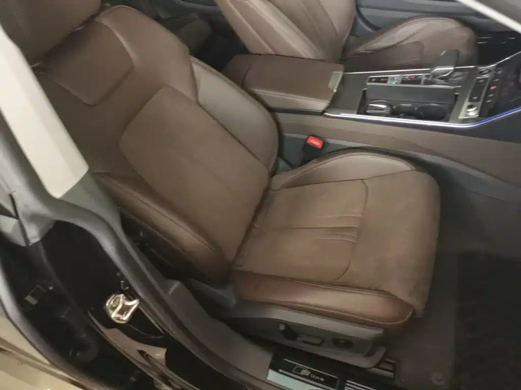 Audi A7L — миниатюра 25