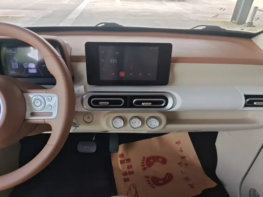 Wuling MINIEV — миниатюра 13