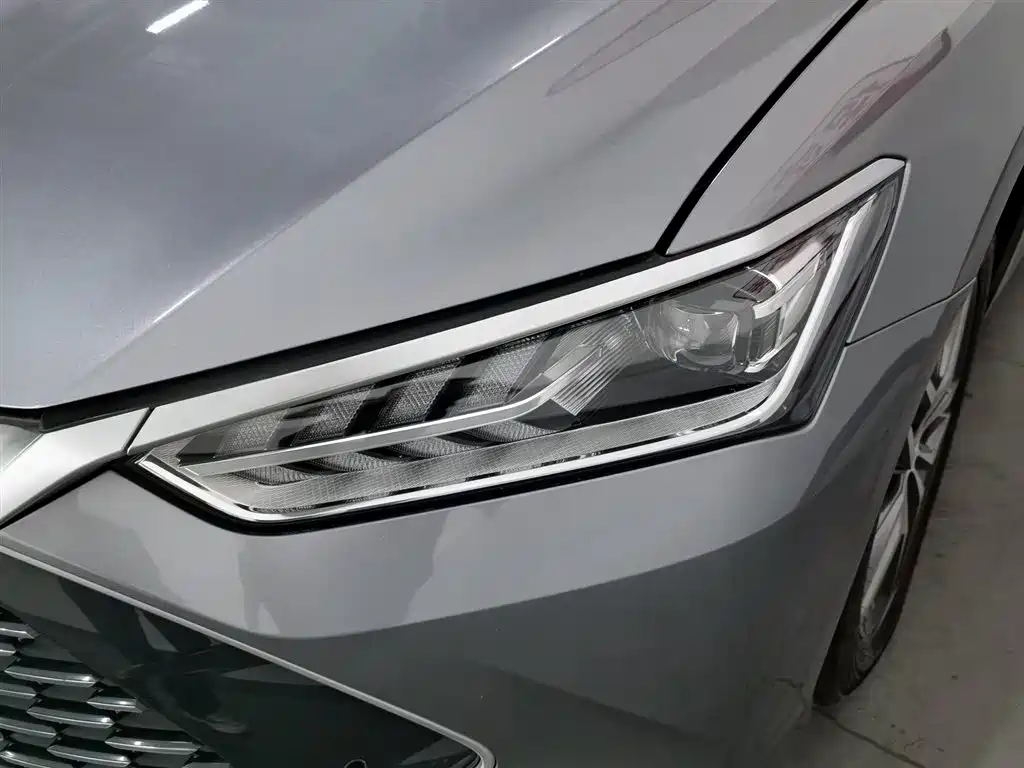 BYD Qin Plus PLUS 2023 Champion DM-i 55KM