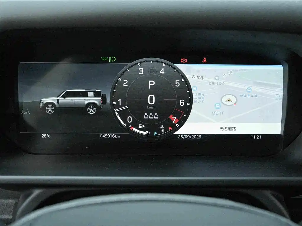 Land Rover Defender — миниатюра 8