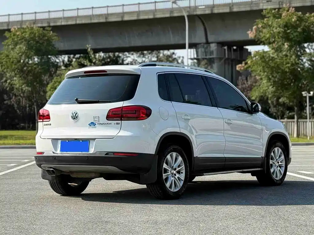 Volkswagen Tiguan — миниатюра 6