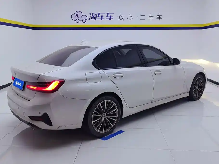 BMW 3 Series — миниатюра 3