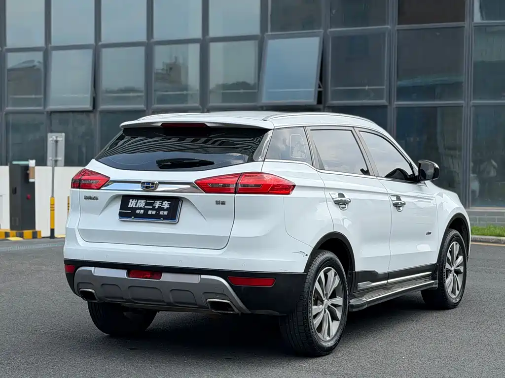 Geely Boyue — миниатюра 7