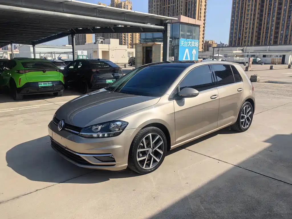 Volkswagen Golf — миниатюра 2