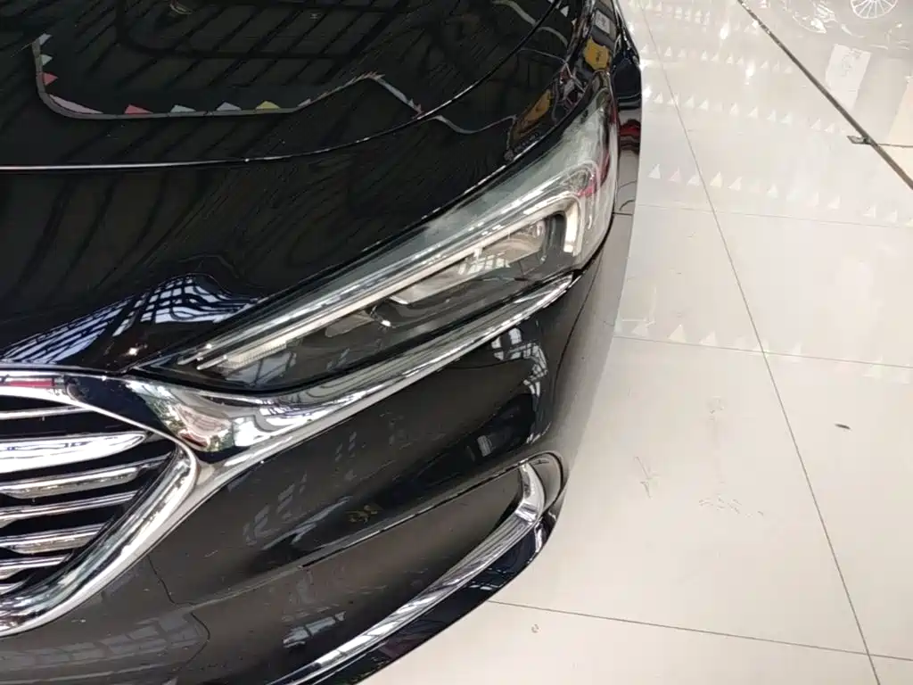 Buick LaCrosse — миниатюра 24