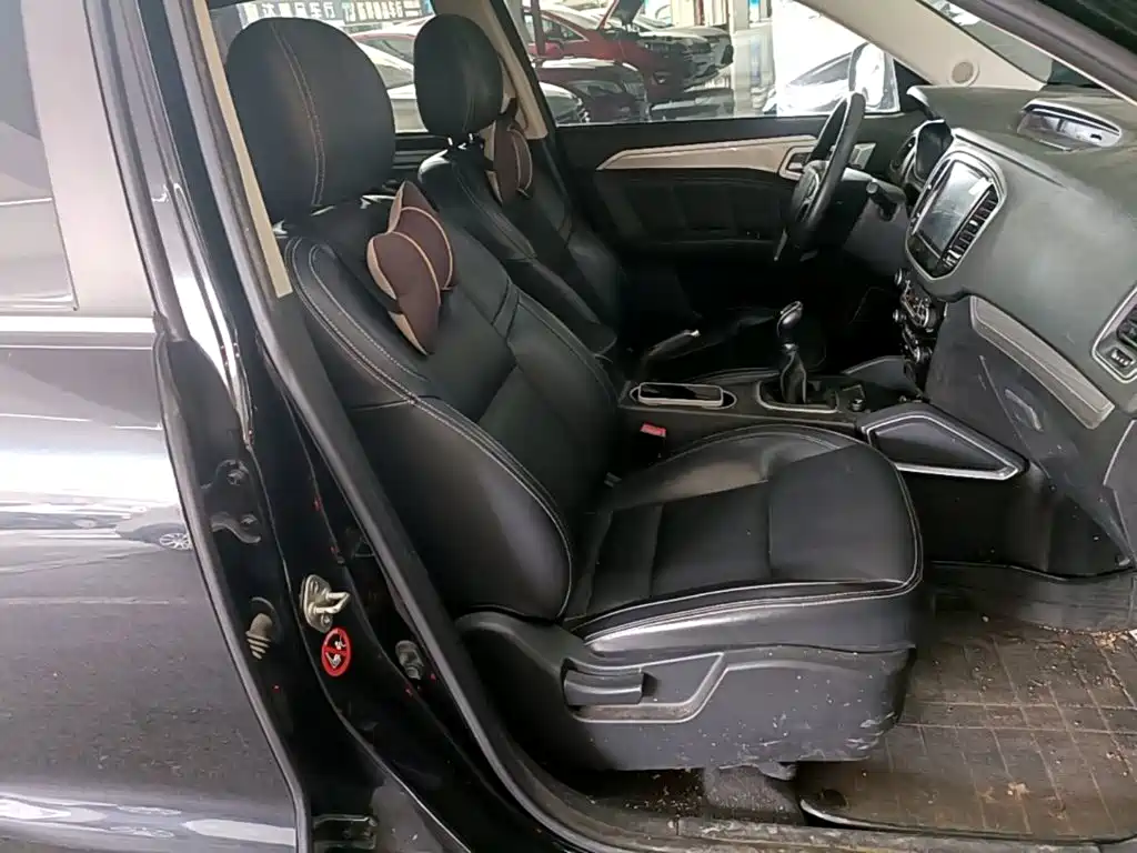 Geely Vision X6 — миниатюра 25
