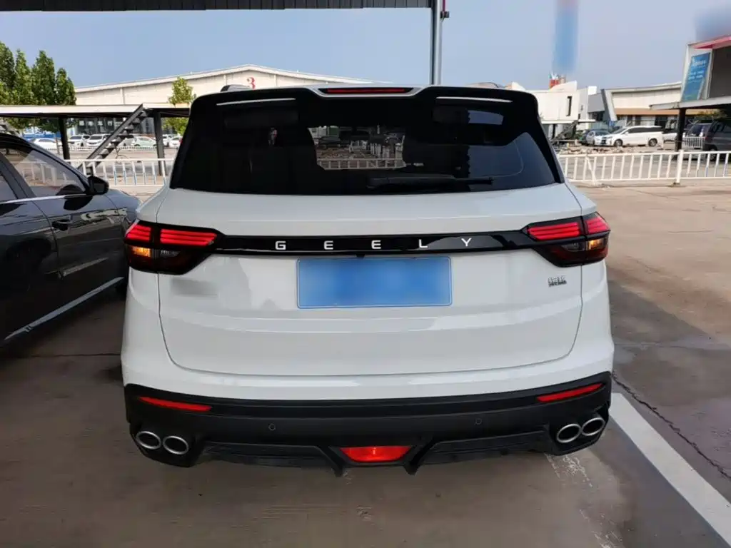 Geely Binyue — миниатюра 6